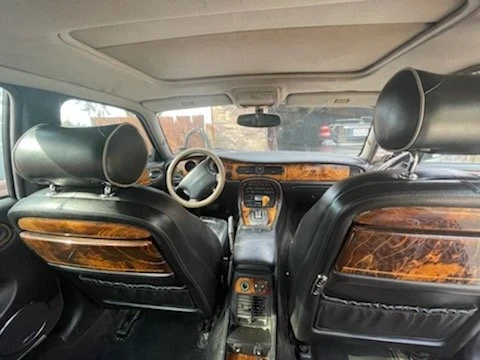 2002 Jaguar X308 XJ - Image 10 of 10