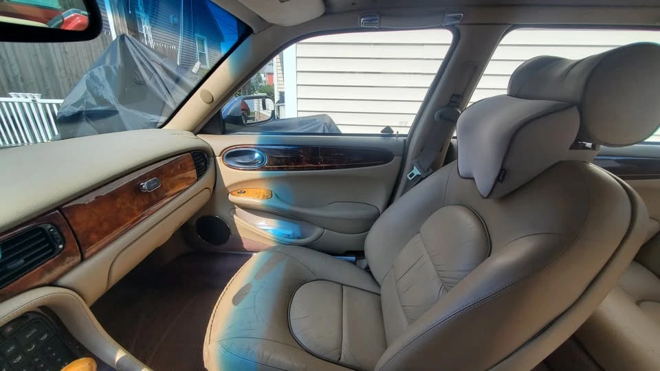 2002 Jaguar X308 XJ - Image 4 of 10