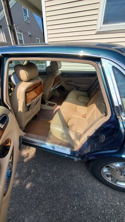 2002 Jaguar X308 XJ - Image 5 of 10