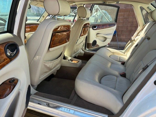 2002 Jaguar X308 XJ - Image 8 of 8