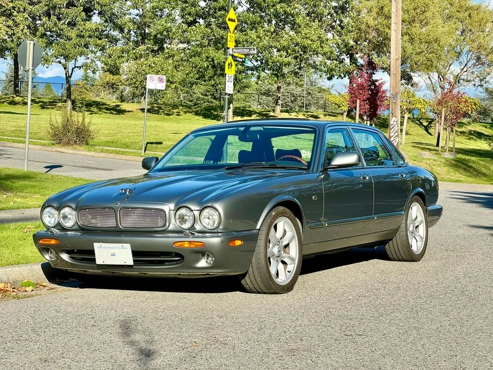 2002 Jaguar X308 XJR - Image 3 of 11