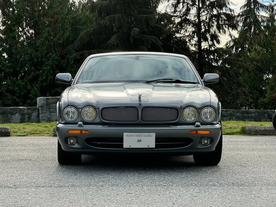 2002 Jaguar X308 XJR - Image 2 of 11