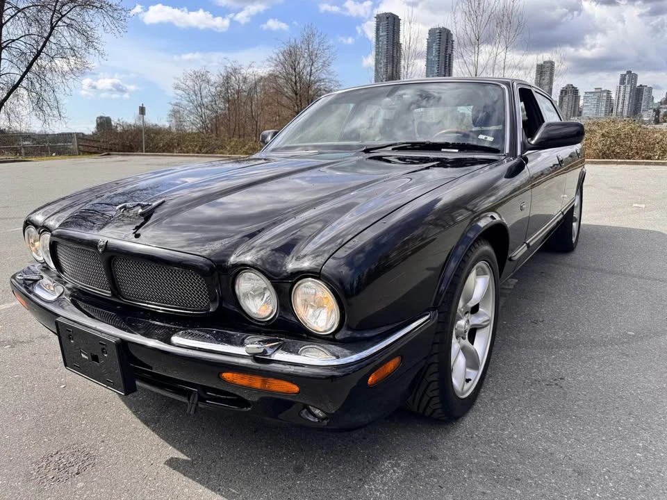 2002 Jaguar X308 XJR - Image 3 of 8