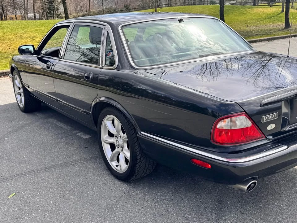 2002 Jaguar X308 XJR - Image 8 of 8