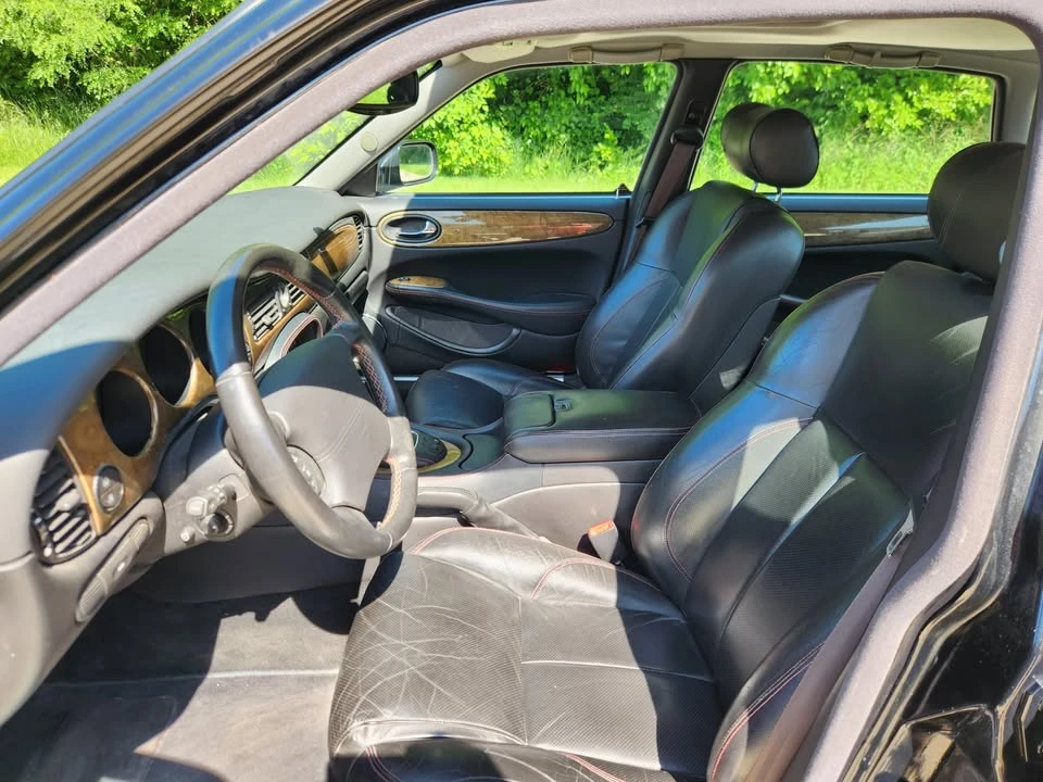 2002 Jaguar X308 XJR - Image 11 of 11