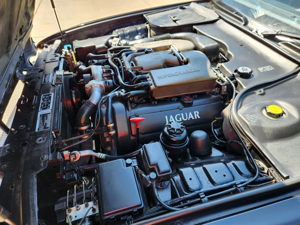 2002 Jaguar X308 XJR - Image 10 of 11