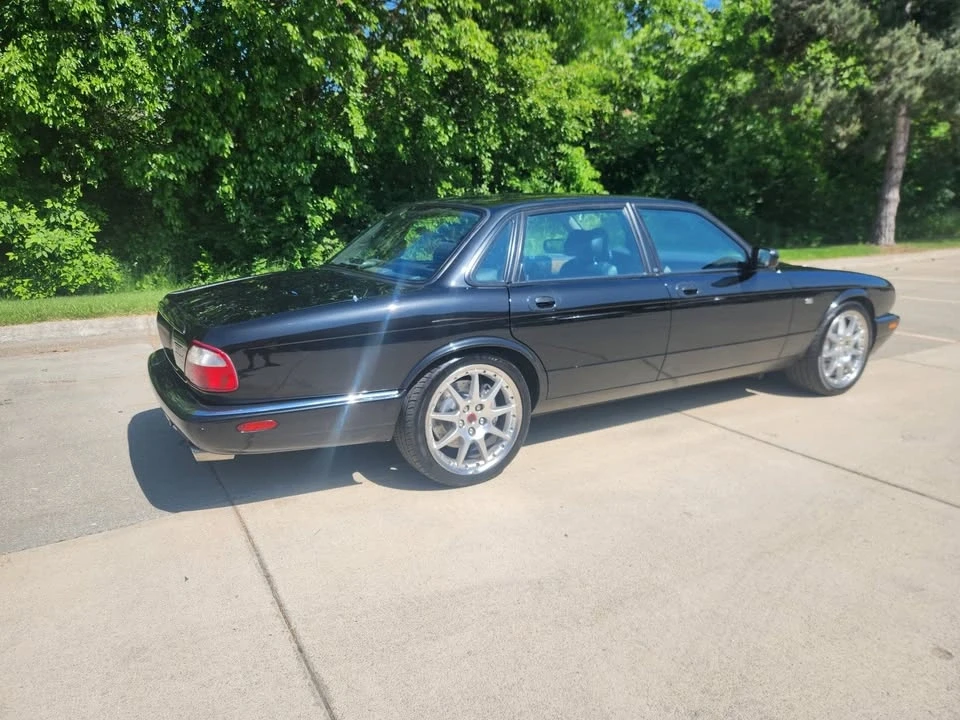 2002 Jaguar X308 XJR - Image 7 of 11