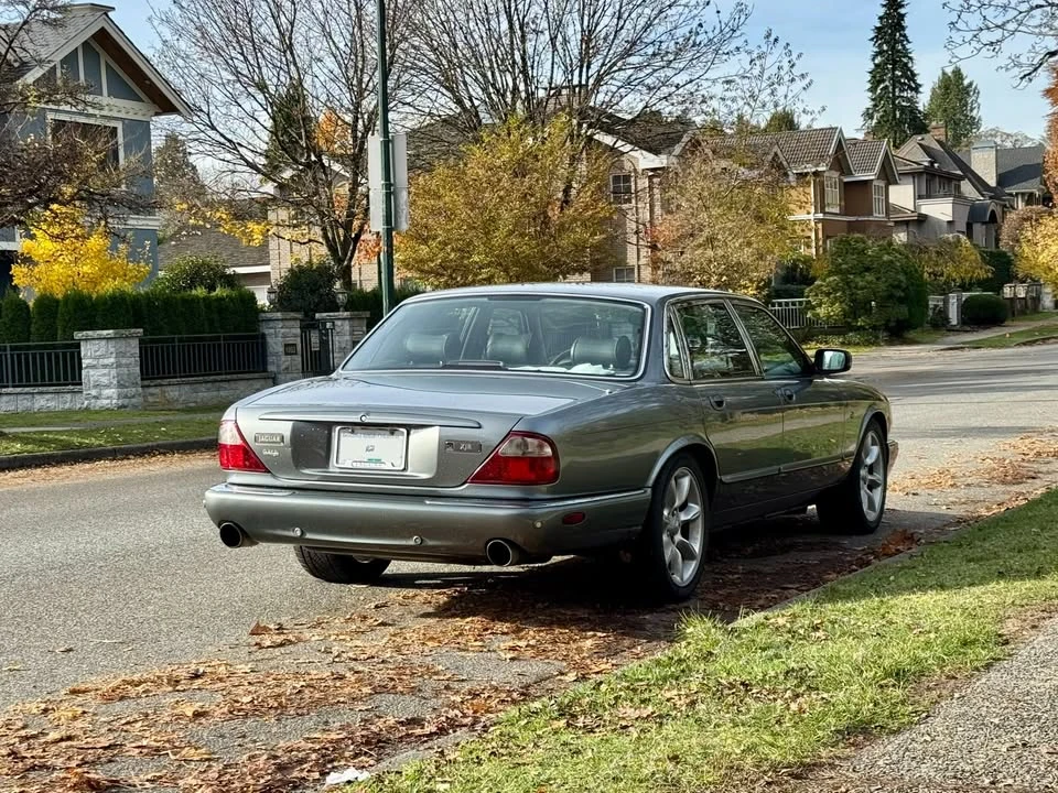 2002 Jaguar X308 XJR - Image 5 of 14