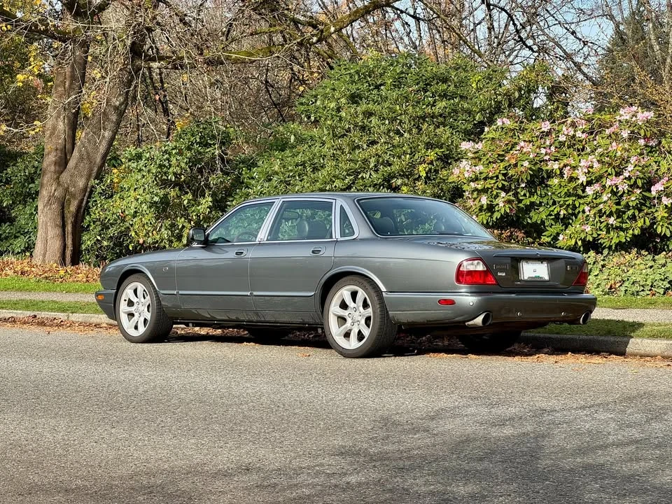 2002 Jaguar X308 XJR - Image 3 of 14