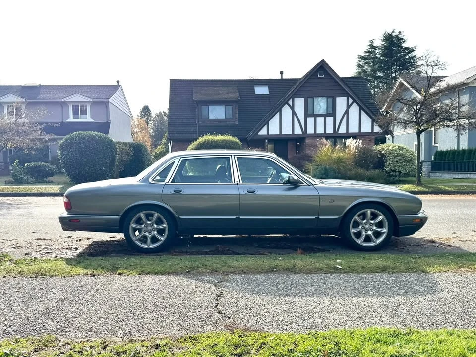 2002 Jaguar X308 XJR - Image 6 of 14