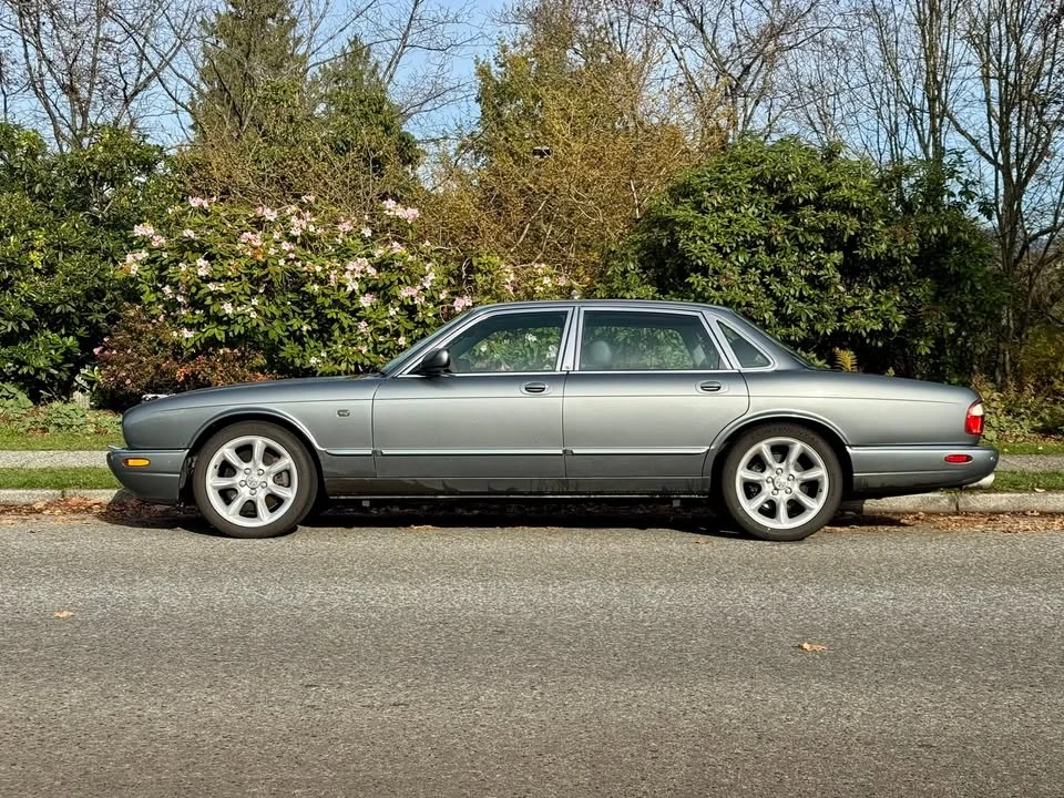 2002 Jaguar X308 XJR - Image 2 of 14