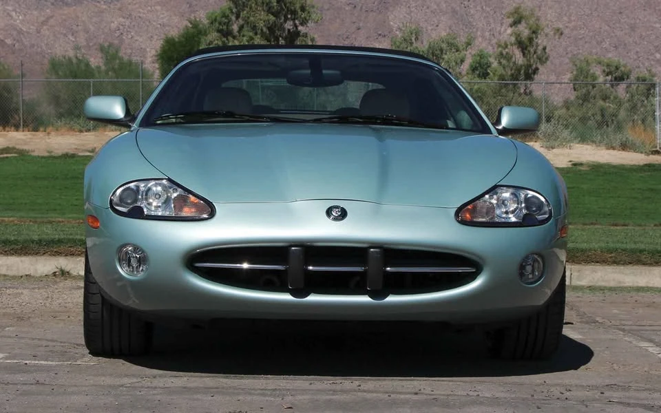 2002 Jaguar X100 XK8 - Image 3 of 8