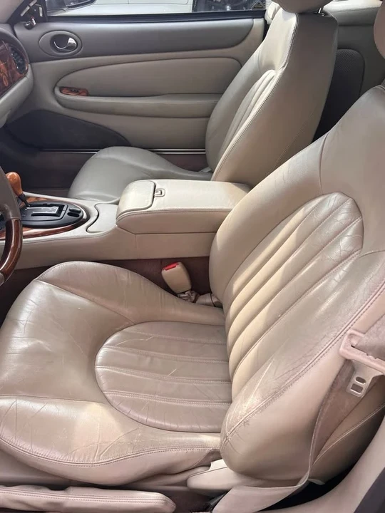 2002 Jaguar XK - Image 14 of 19
