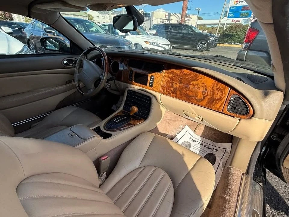 2002 Jaguar XK - Image 5 of 8