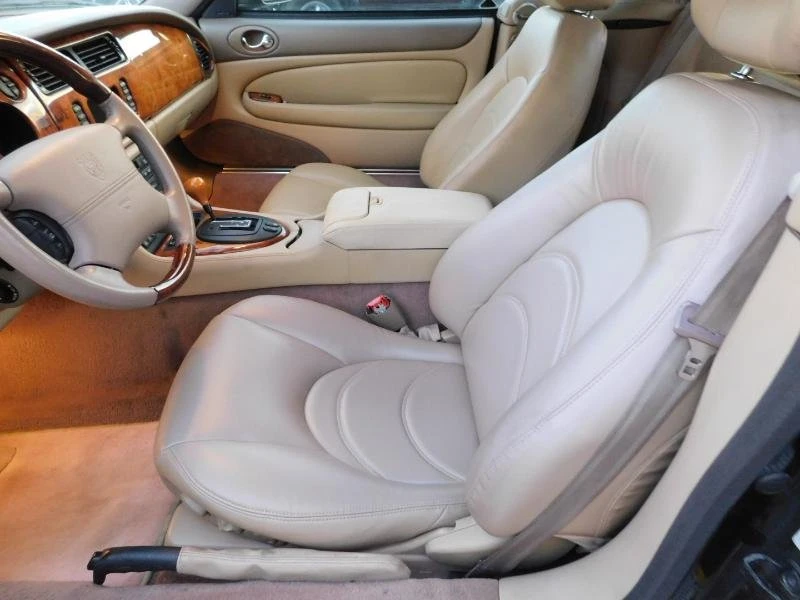 2002 Jaguar X100 XK8 - Image 16 of 20