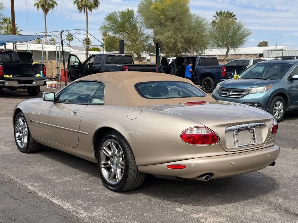 2002 Jaguar XK - Image 5 of 19