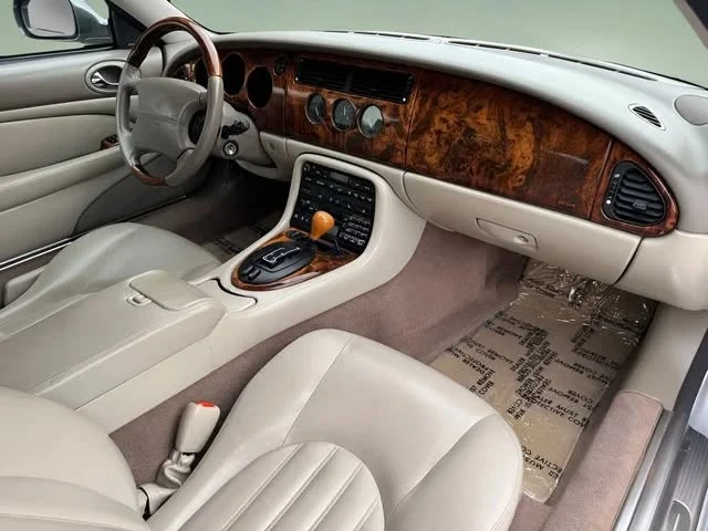 2002 Jaguar X100 XK8 - Image 15 of 20