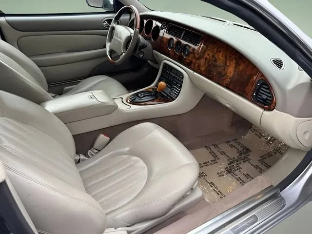 2002 Jaguar X100 XK8 - Image 16 of 20