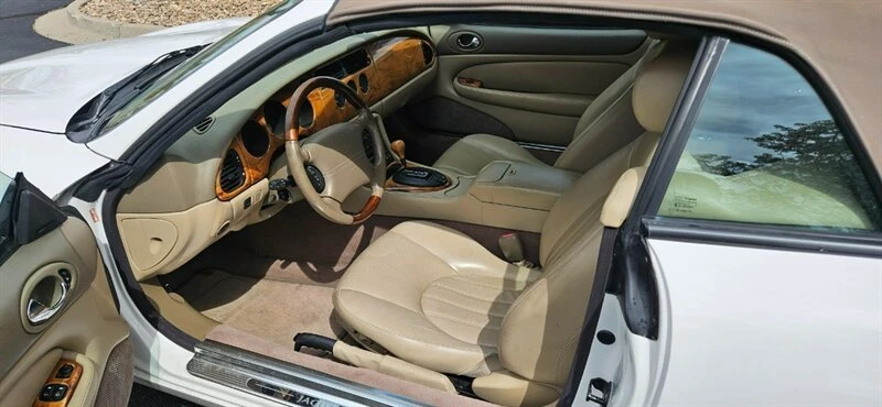 2002 Jaguar X100 XK8 - Image 16 of 17