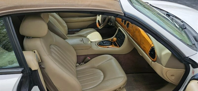 2002 Jaguar X100 XK8 - Image 14 of 17