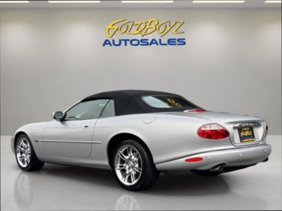 2002 Jaguar X100 XK8 - Image 10 of 20
