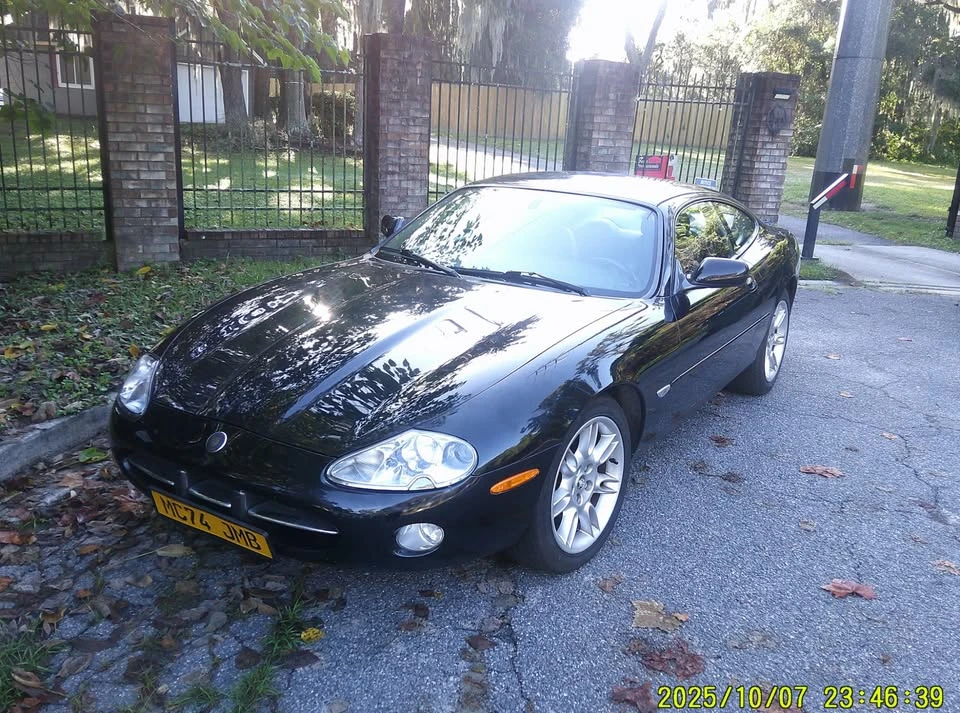 2002 Jaguar X100 XK8 - Image 4 of 15