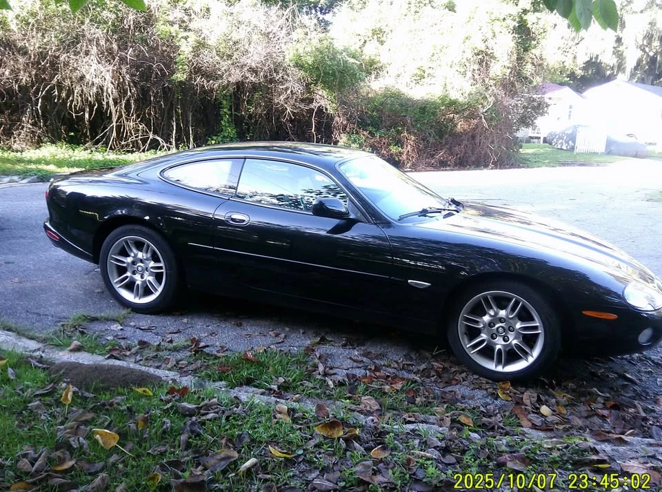 2002 Jaguar X100 XK8 - Image 2 of 15