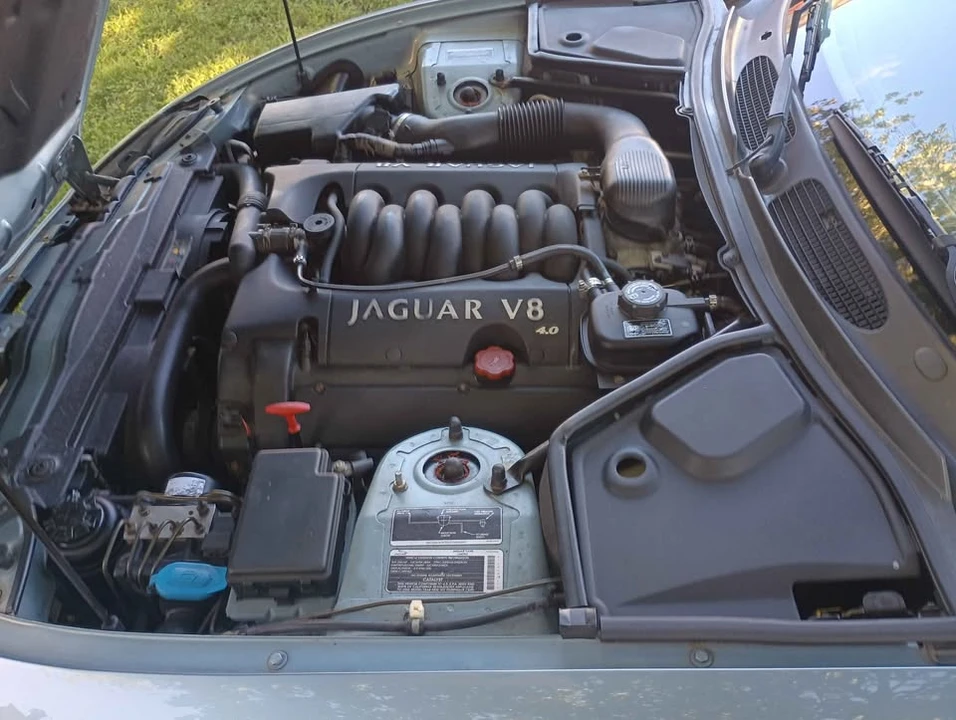 2002 Jaguar X100 XK8 - Image 14 of 14