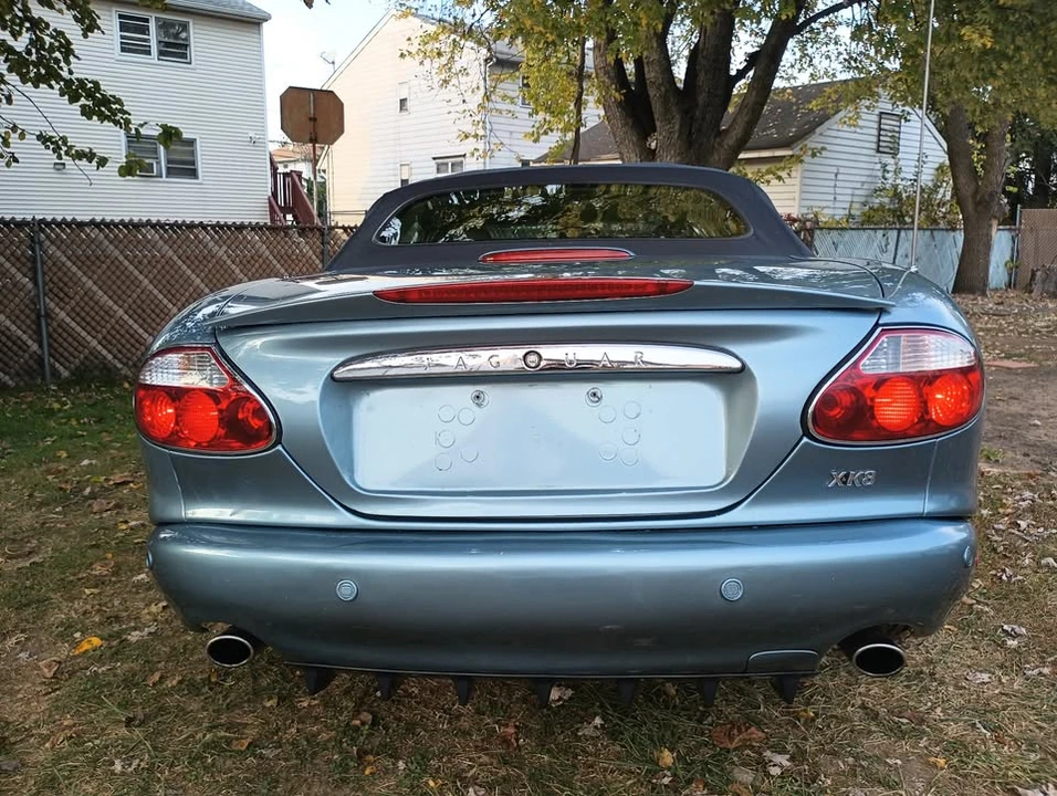 2002 Jaguar X100 XK8 - Image 4 of 12