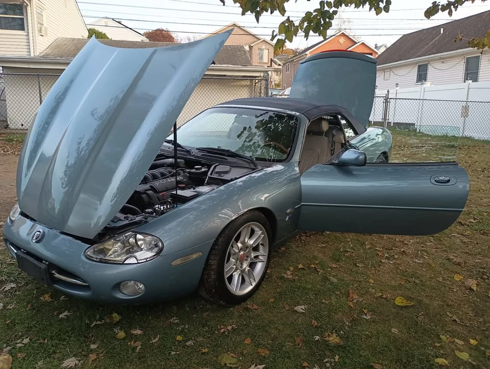 2002 Jaguar X100 XK8 - Image 2 of 16