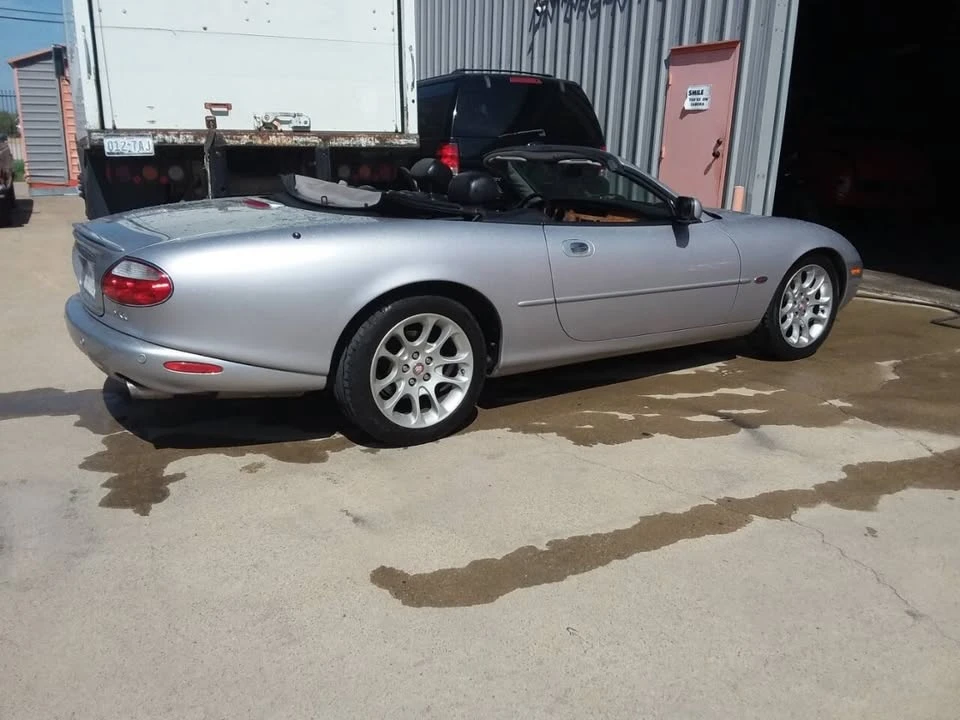 2002 Jaguar X100 XKR - Image 2 of 17