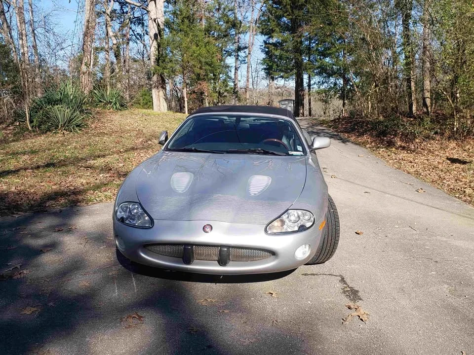 2002 Jaguar X100 XKR - Image 2 of 16