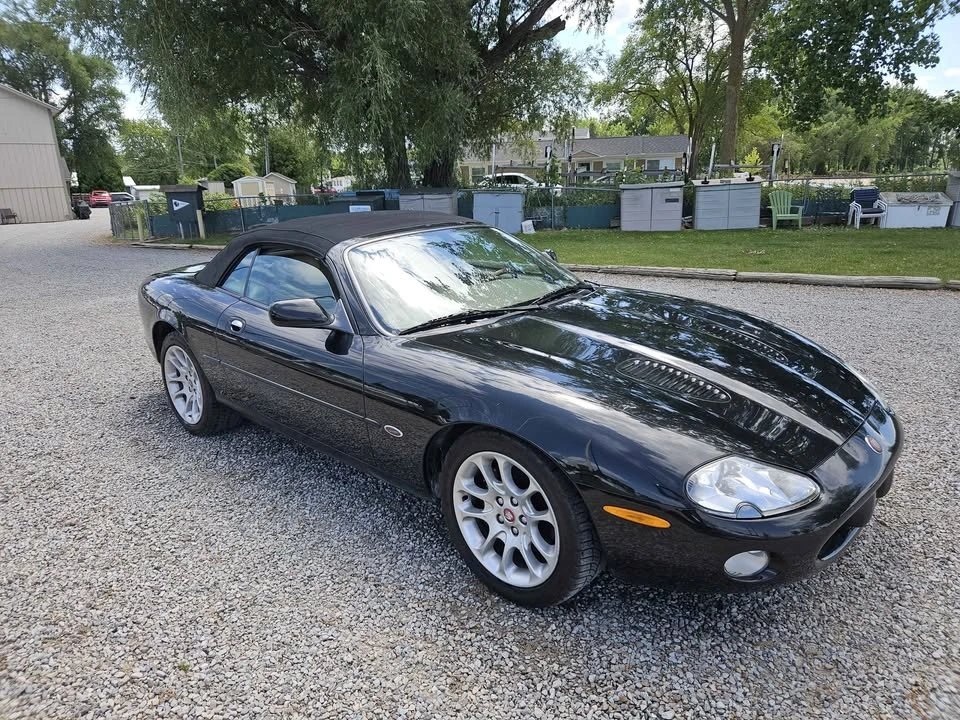 2002 Jaguar X100 XKR - Image 9 of 11