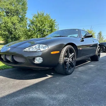 2002 Jaguar XKR