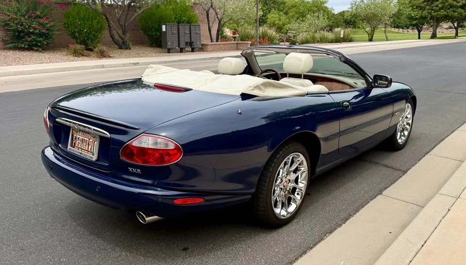 2002 Jaguar X100 XKR - Image 4 of 18