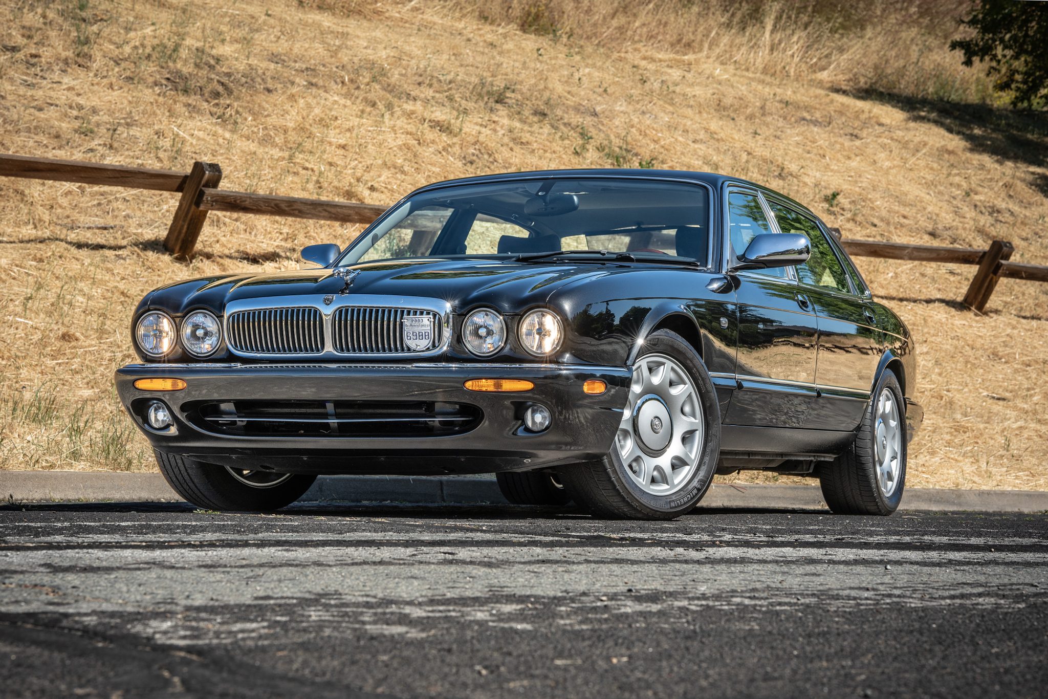 2002 Jaguar Super V8