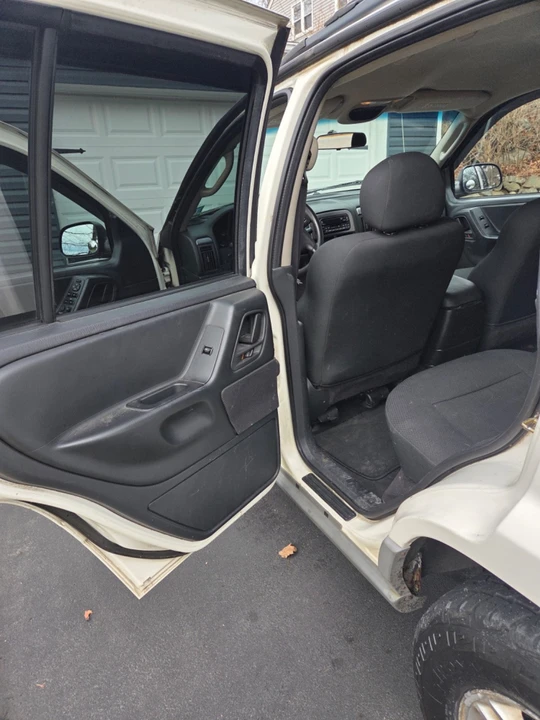 2002 Jeep WJ Grand Cherokee - Image 7 of 21