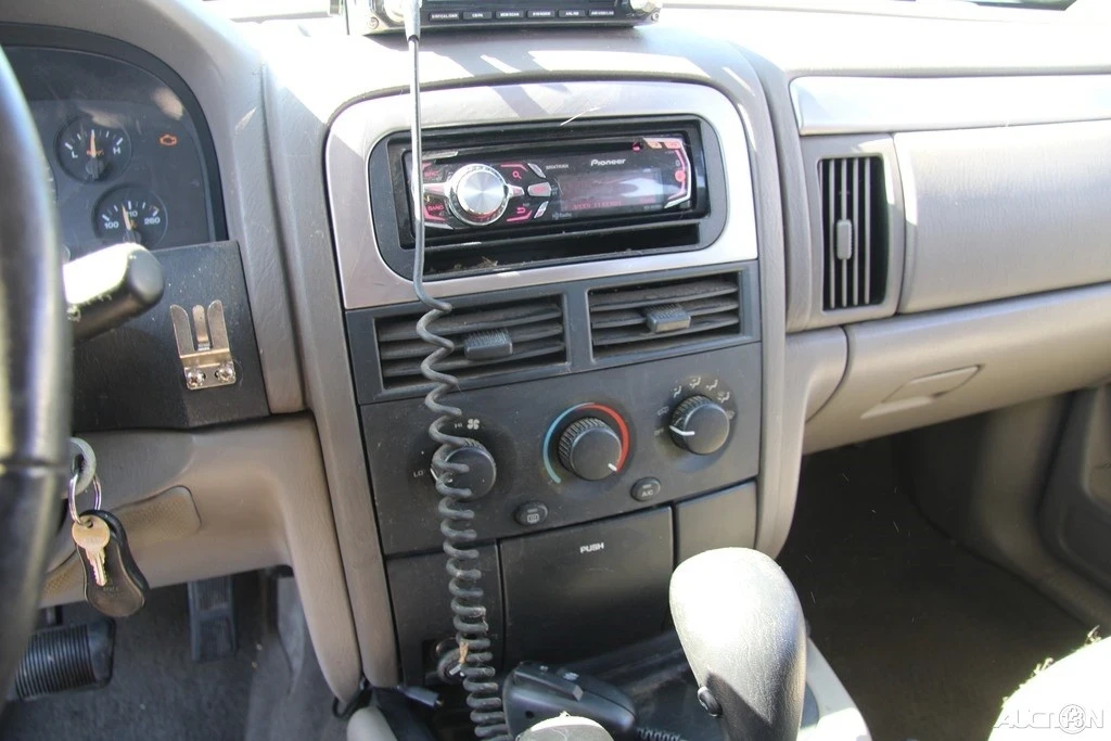 2002 Jeep WJ Grand Cherokee - Image 15 of 21