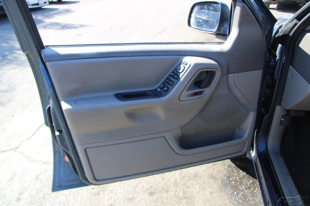 2002 Jeep WJ Grand Cherokee - Image 10 of 21