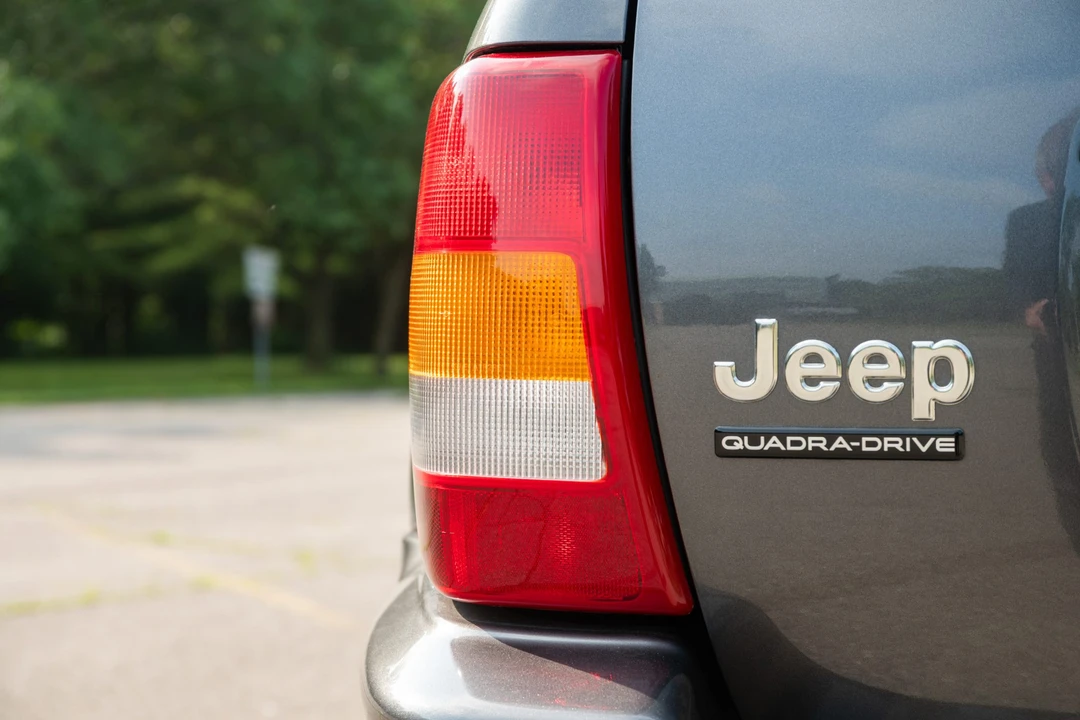 2002 Jeep WJ Grand Cherokee - Image 19 of 31