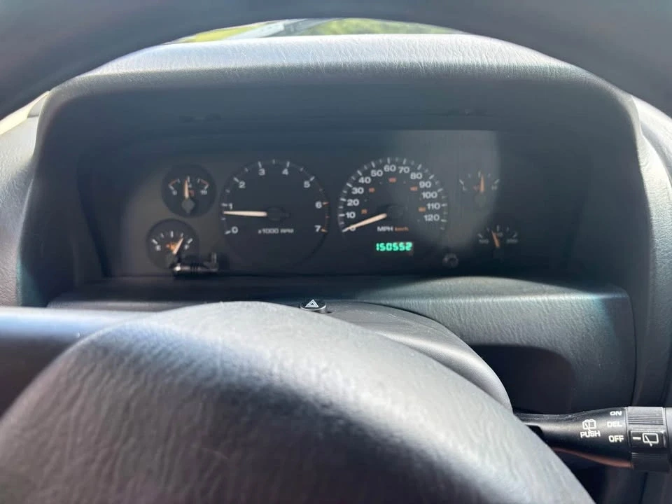2002 Jeep WJ Grand Cherokee - Image 4 of 10
