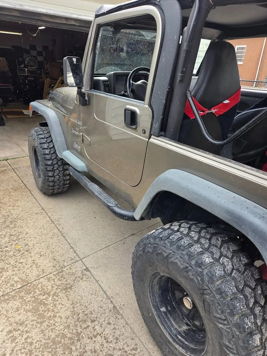 2002 Jeep TJ Wrangler - Image 2 of 3