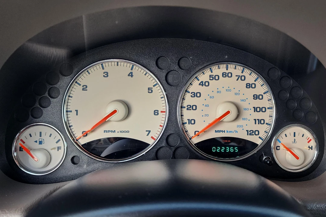 2002 Jeep KJ Liberty - Image 25 of 31