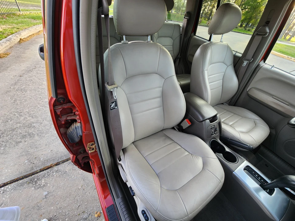 2002 Jeep KJ Liberty - Image 27 of 31