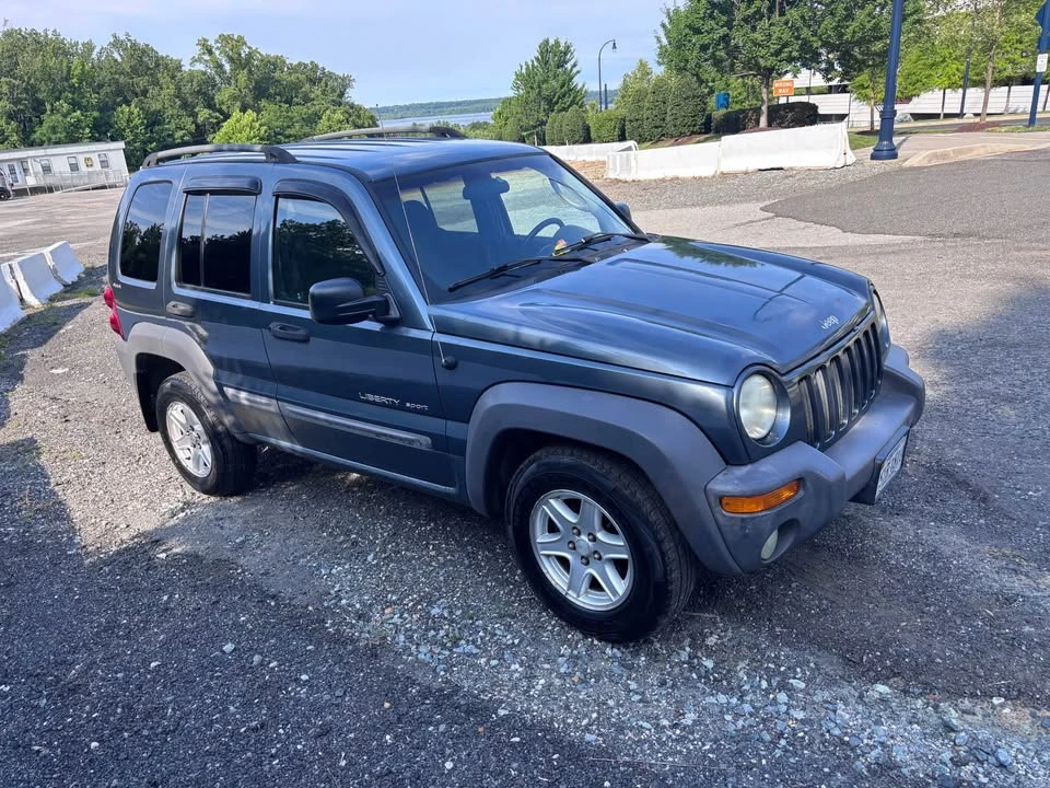 2002 Jeep KJ Liberty - Image 2 of 13