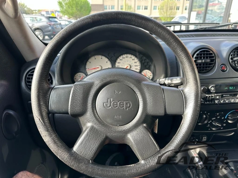 2002 Jeep KJ Liberty - Image 17 of 18