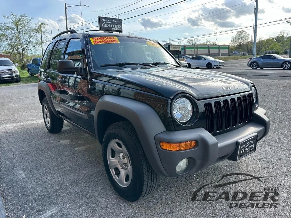 2002 Jeep KJ Liberty - Image 2 of 18