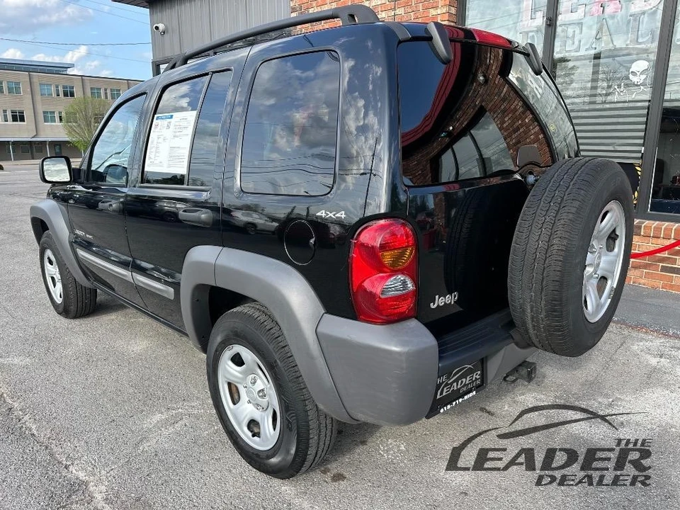 2002 Jeep KJ Liberty - Image 4 of 18