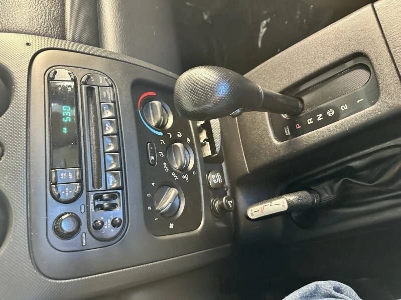 2002 Jeep KJ Liberty - Image 4 of 21