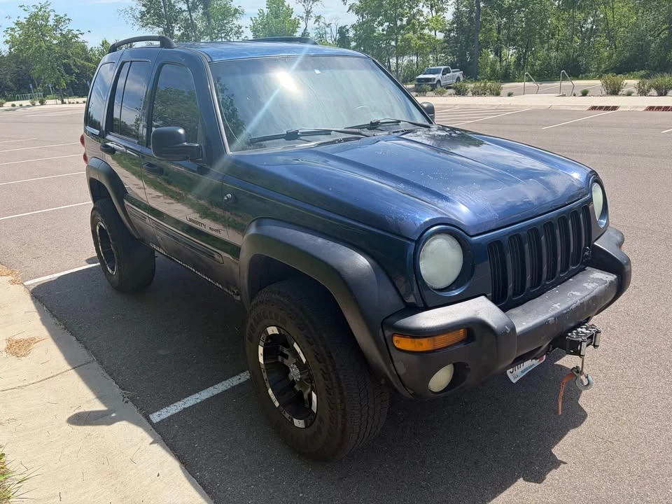 2002 Jeep KJ Liberty - Image 6 of 10